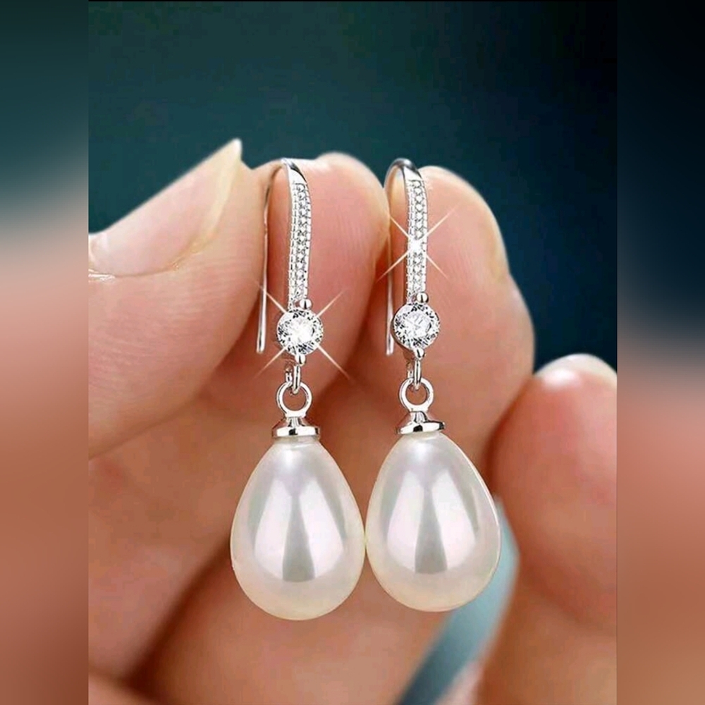 COPY - Elegant Drip-Shaped Faux Pearl Earrings – ZINC ALLOY